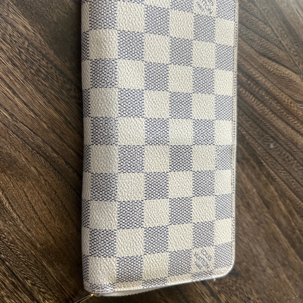 *Authentic Louis Vuitton Damier Azur Wallet - Giftable condition